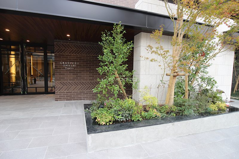 エントランス　エントランス