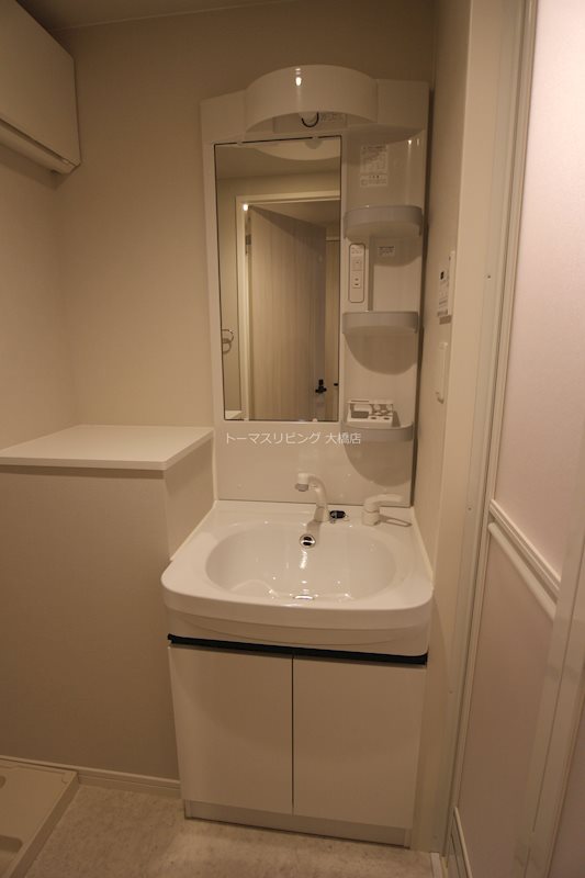 洗面設備　シャンプードレッサー　※別号室参考写真