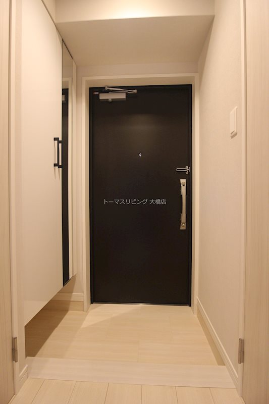 玄関　玄関　※別号室参考写真