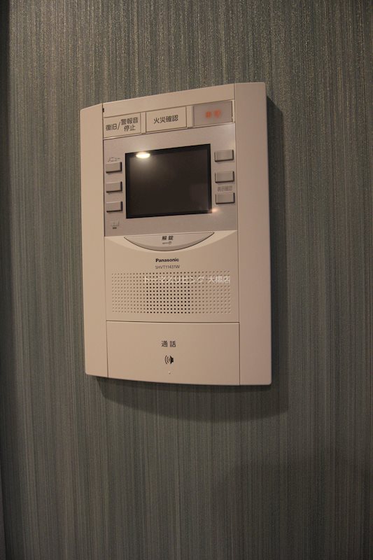 セキュリティ　モニター付インターホン　※別号室参考写真