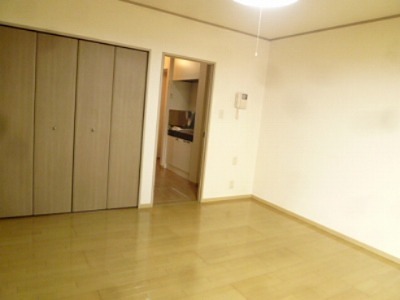 居室・リビング　反転別部屋参考写真