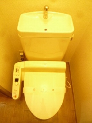 トイレ　反転別部屋参考写真