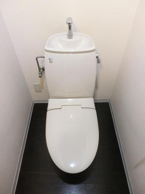 トイレ　洋式トイレ（別室参考写真）