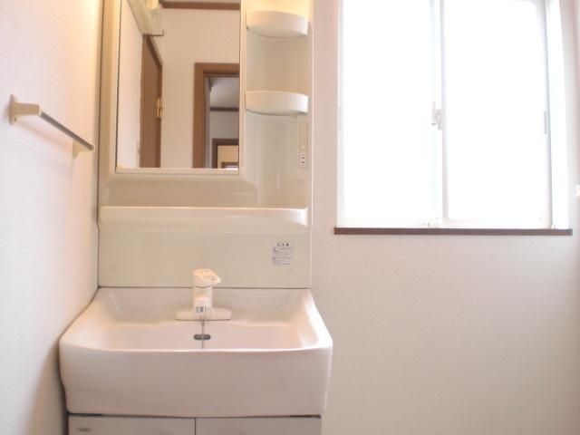 洗面設備　☆洗面台は独立しています☆