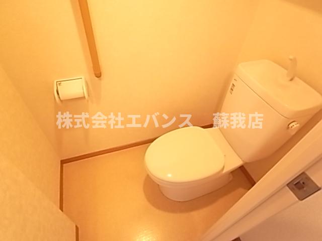 トイレ　コンパクトで使いやすいトイレです