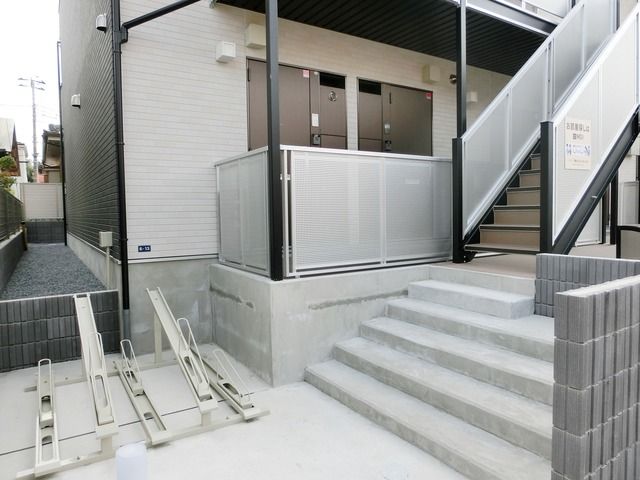 駐車場　敷地内駐輪場ございます。