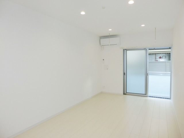 居室・リビング　安心のホームセキュリティ完備のお部屋です。