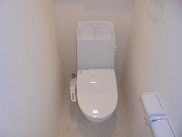 トイレ　シャワー付トイレ