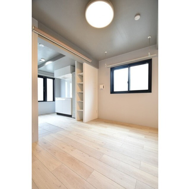 その他部屋・スペース　明るい色調の室内です