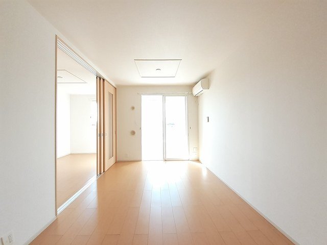 居室・リビング　おしゃれな居間です