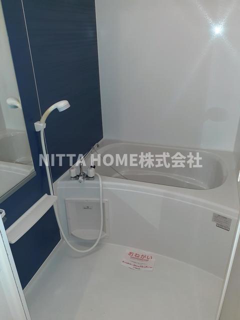 バス・シャワールーム　追い焚き機能・浴室乾燥機も設置済み◎