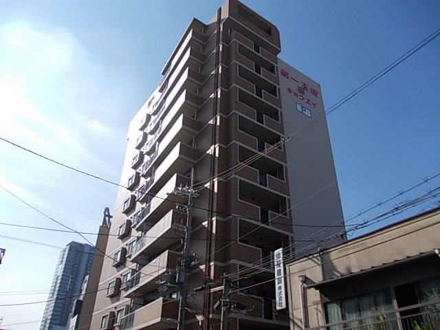 建物外観　タイル張りの外観