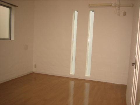 居室・リビング　室内