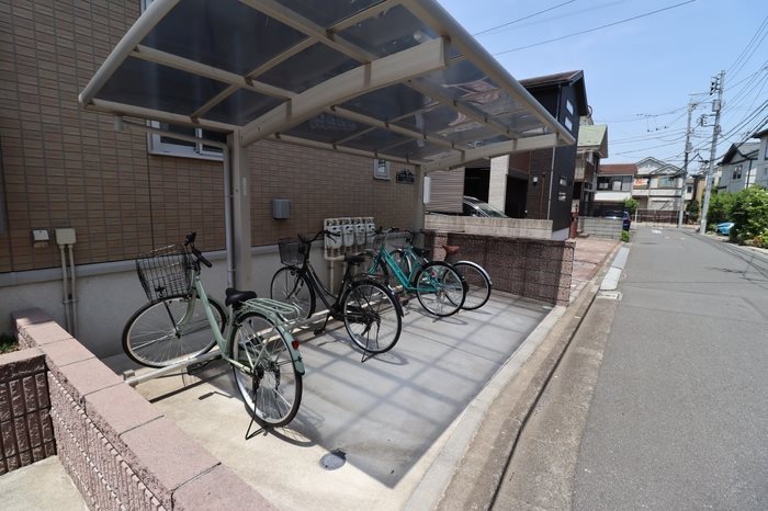 エントランス　駐輪場