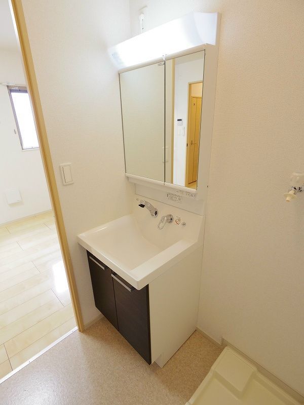 洗面設備　※同仕様写真です