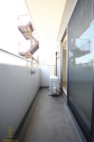 バルコニー　南堀江アパートメント　グランデ