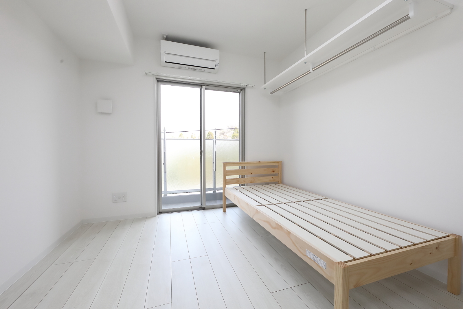 その他部屋・スペース　家具付き