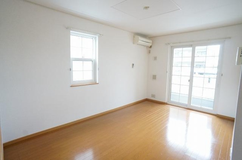 居室・リビング　図面と現状に相違がある場合には現状を優先