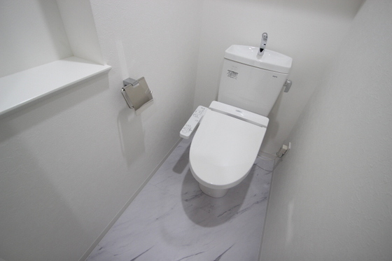 トイレ　※別部屋の写真です