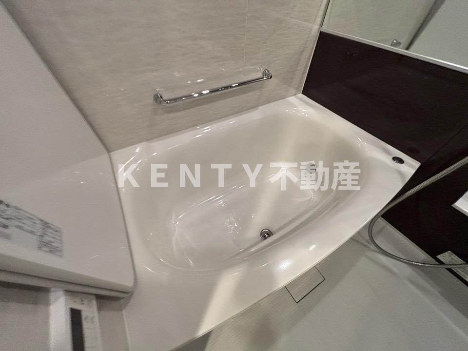 バス・シャワールーム　ゆったり過ごせるお風呂です