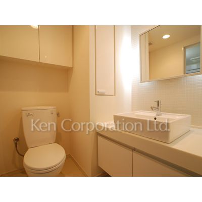 洗面設備　同タイプ7階のお部屋を撮影。仕様が異なることがあります。