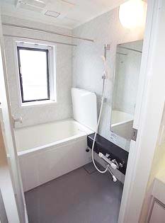 バス・シャワールーム　★浴室乾燥機・追焚機能付きバスルーム★