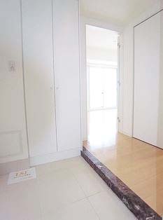 玄関　★玄関、広々スペース★