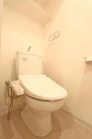 トイレ　ウォシュレットついてます