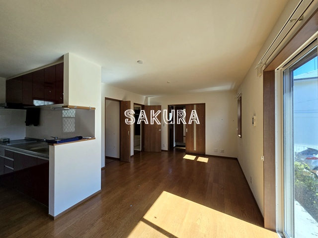 居室・リビング　使いやすい形の為、レイアウトを楽しめます♪