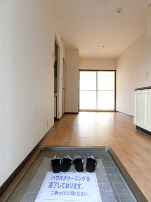 玄関　図面と現状に相違がある場合には現状を優先