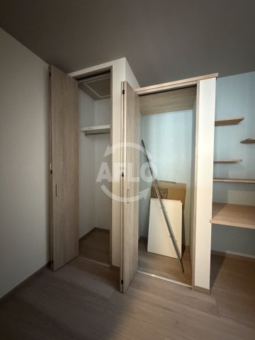 収納　南市岡テラスハウス　　クローゼット