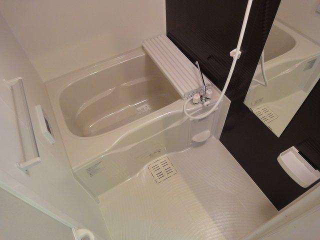 バス・シャワールーム　バス（イメージ）
