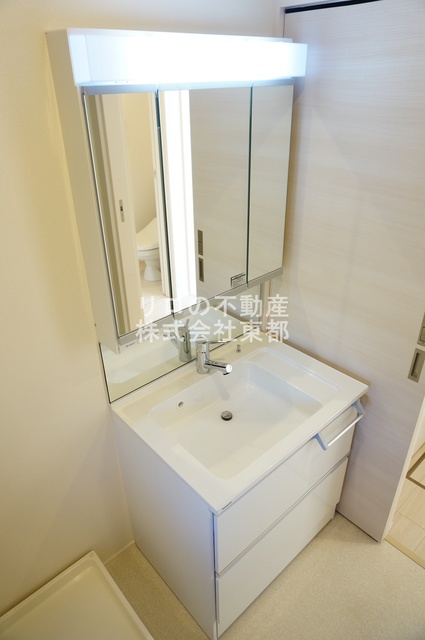 洗面設備　独立洗面台なら落ち着いて身支度ができます☆