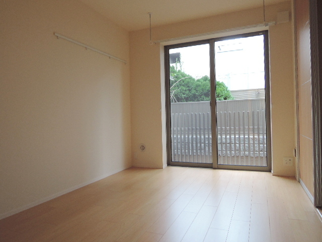 居室・リビング　★キレイなお部屋です★