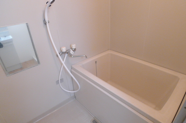 バス・シャワールーム　浴室