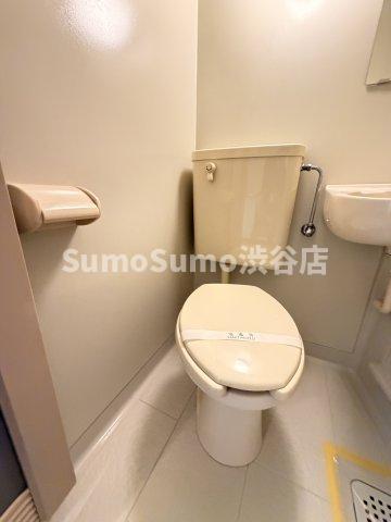 トイレ　トイレもきれいです