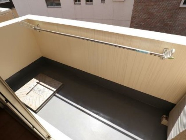 バルコニー　バルコニーあります