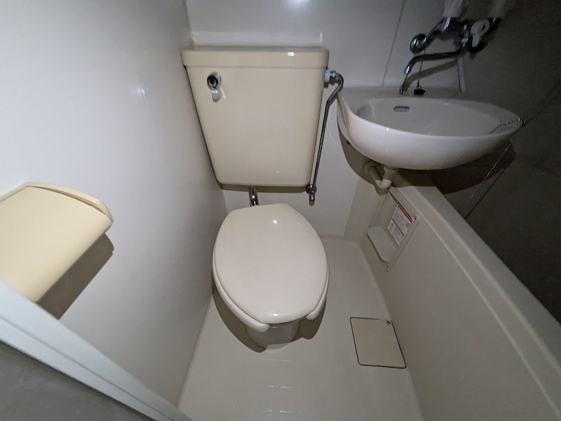 下山手コートのトイレ写真