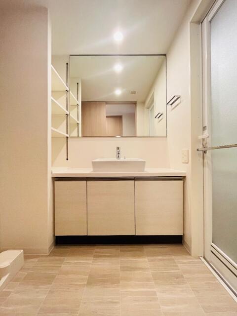 洗面設備　※別部屋写真参照