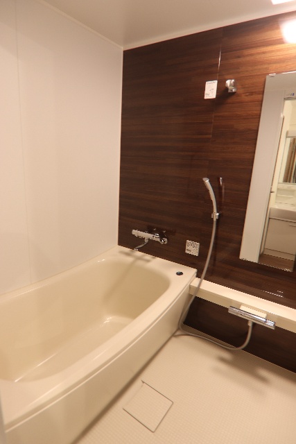 バス・シャワールーム　別室の参考写真です。※現況優先