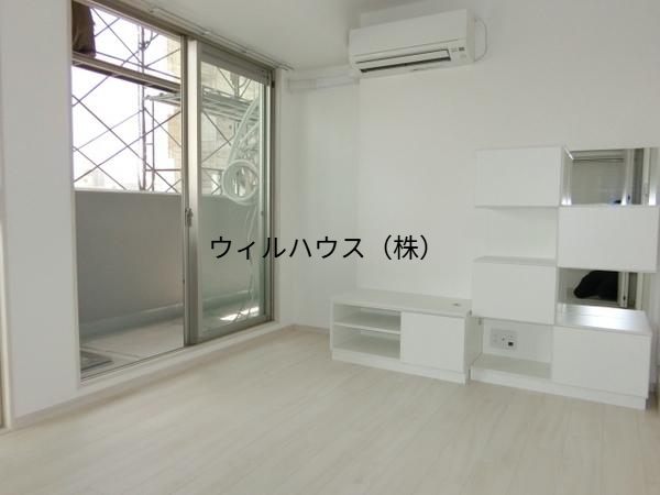 居室・リビング　明るい洋室！