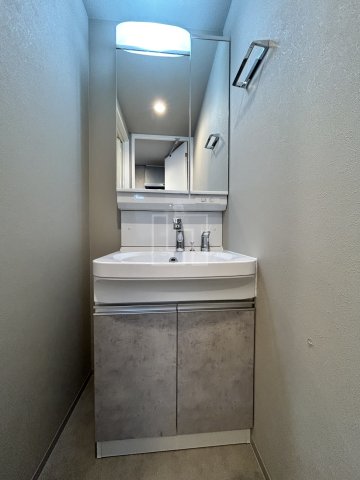 洗面設備　WORVE大阪本町（ワーブ大阪本町）　独立洗面化粧台