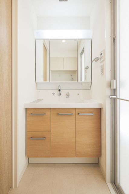 洗面設備　※写真は同タイプ住戸です。