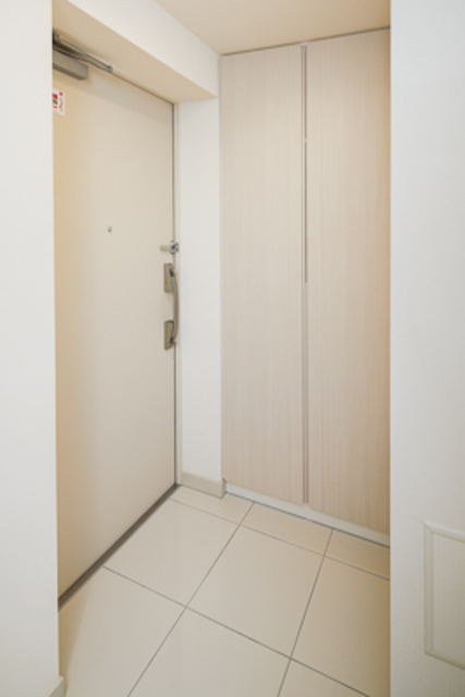 玄関　※写真は同タイプ住戸です。