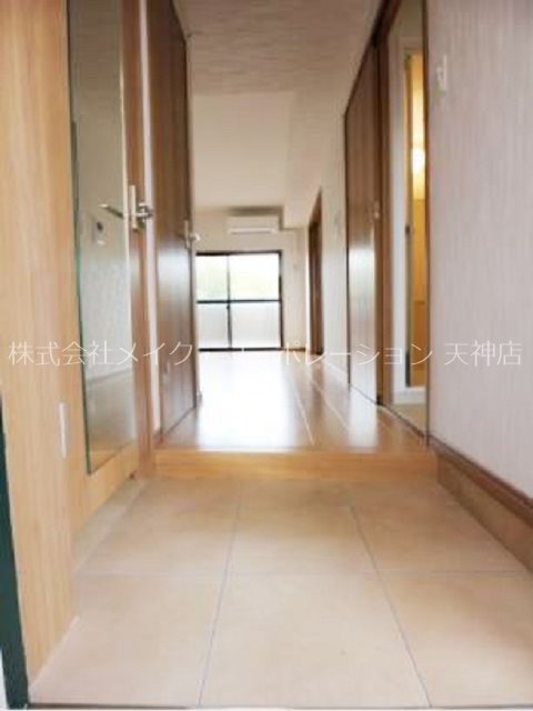 玄関　反転タイプ