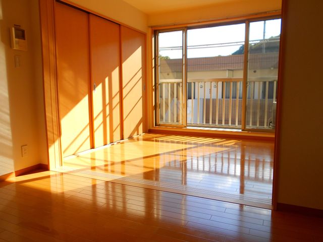 居室・リビング　※室内写真別部屋