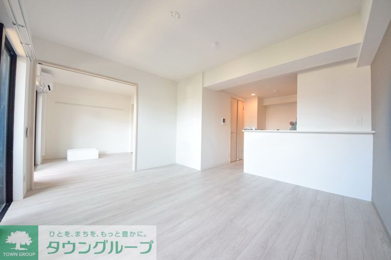 居室・リビング　お問合せはタウンハウジングまで！※現地待合わせ相談可能