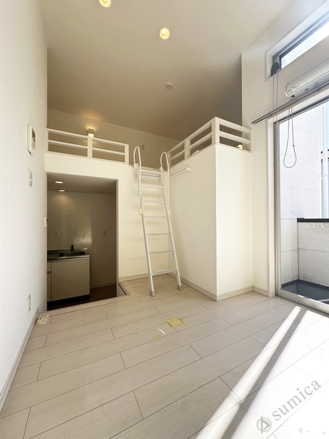 居室・リビング　ネットは無料で利用可能です♪♪