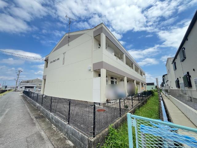 建物外観　外観写真（昼）