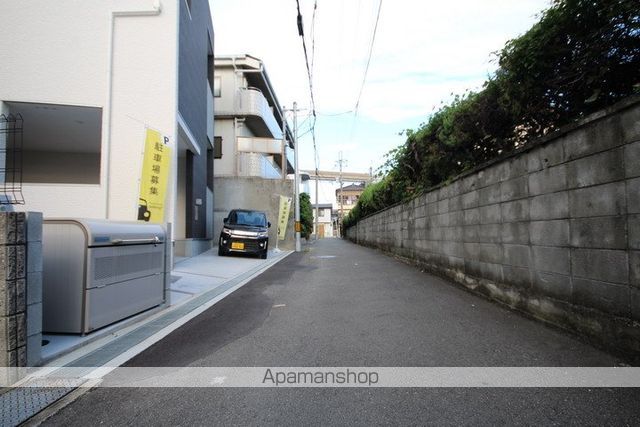 その他　前面道路（その他）まで0m